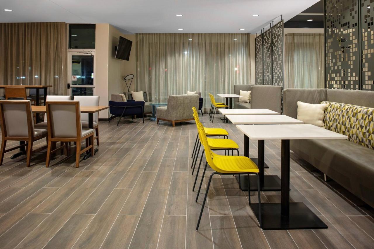Towneplace Suites By Marriott Orlando Airport المظهر الخارجي الصورة
